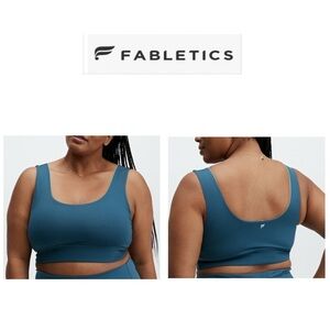 Fabletics Midnight Teal/Spring Leaf Harlow Reversible Medium Impact Sports Bra
